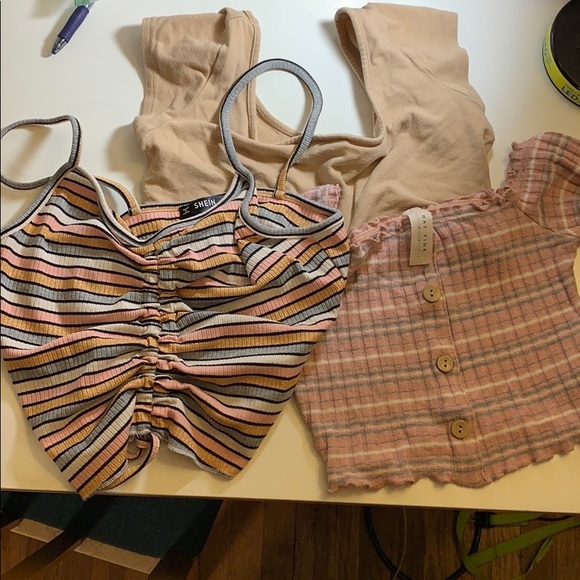 BUNDLE of three crop tops - Picture 1 of 4